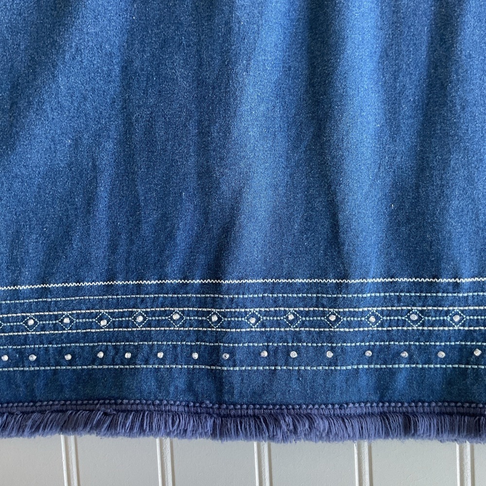 Alfred Dunner Denim Pearl Button Beaded Embroidered Fringe Blouse M 40in Women's - Picture 16 of 16